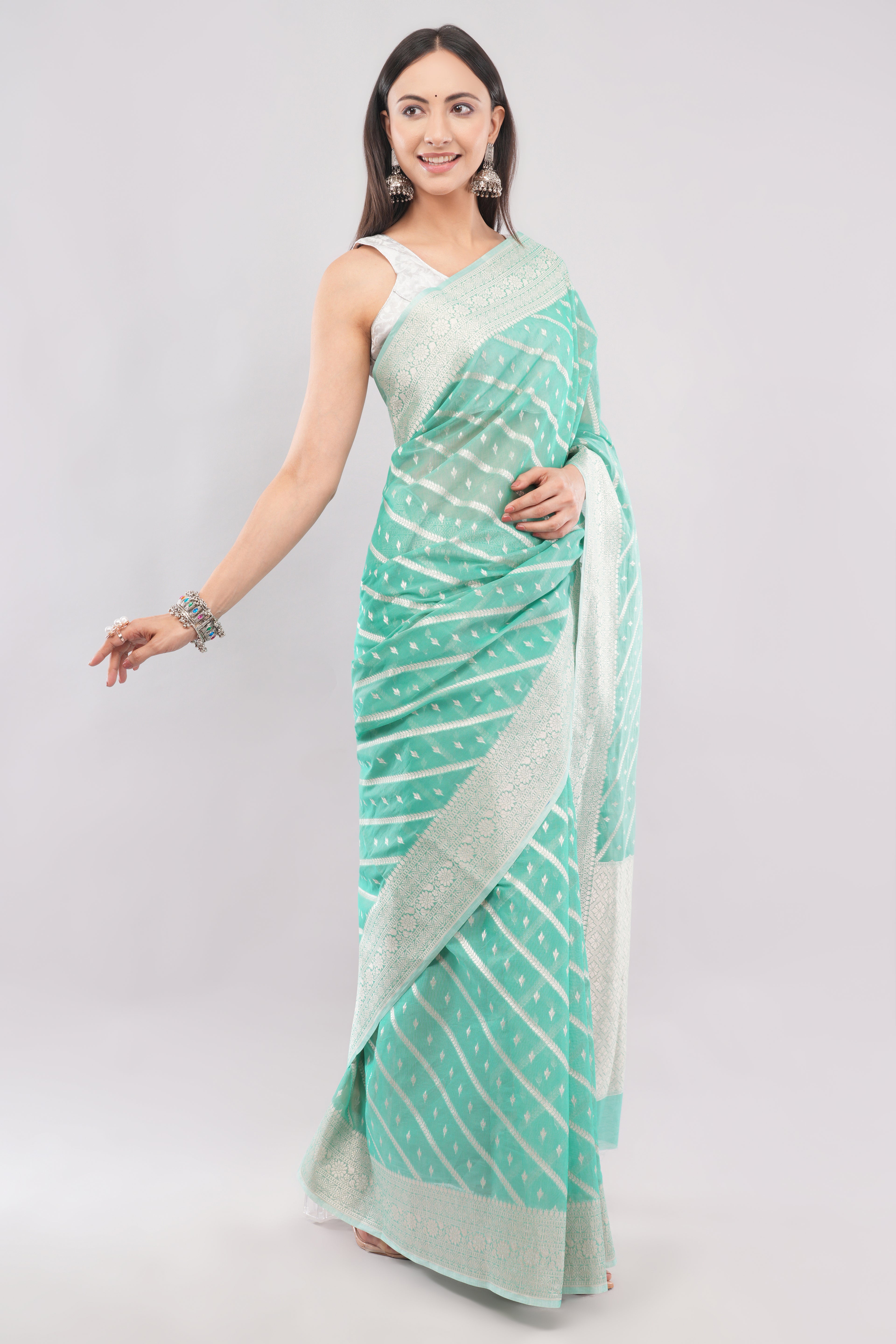 Premium Mint Green Saree with Silver Zari Weave | Tulip Handloom