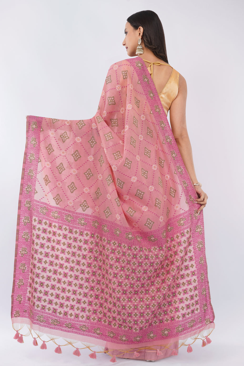 Authentic Bengal Handloom soft rose pink Cotton Jamdani Saree with green Floral Motifs