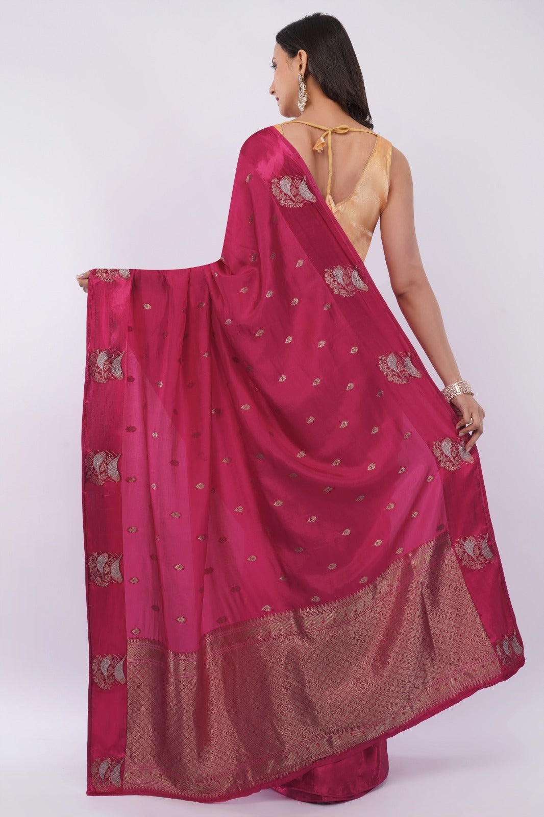Elegant Rani Pink Silk Saree with Zari Motifs
